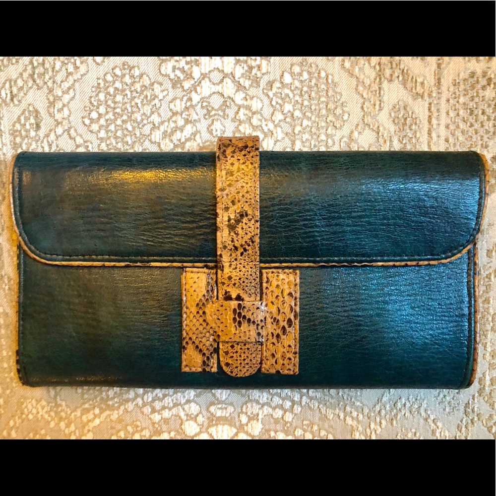 NWOT Leather clutch